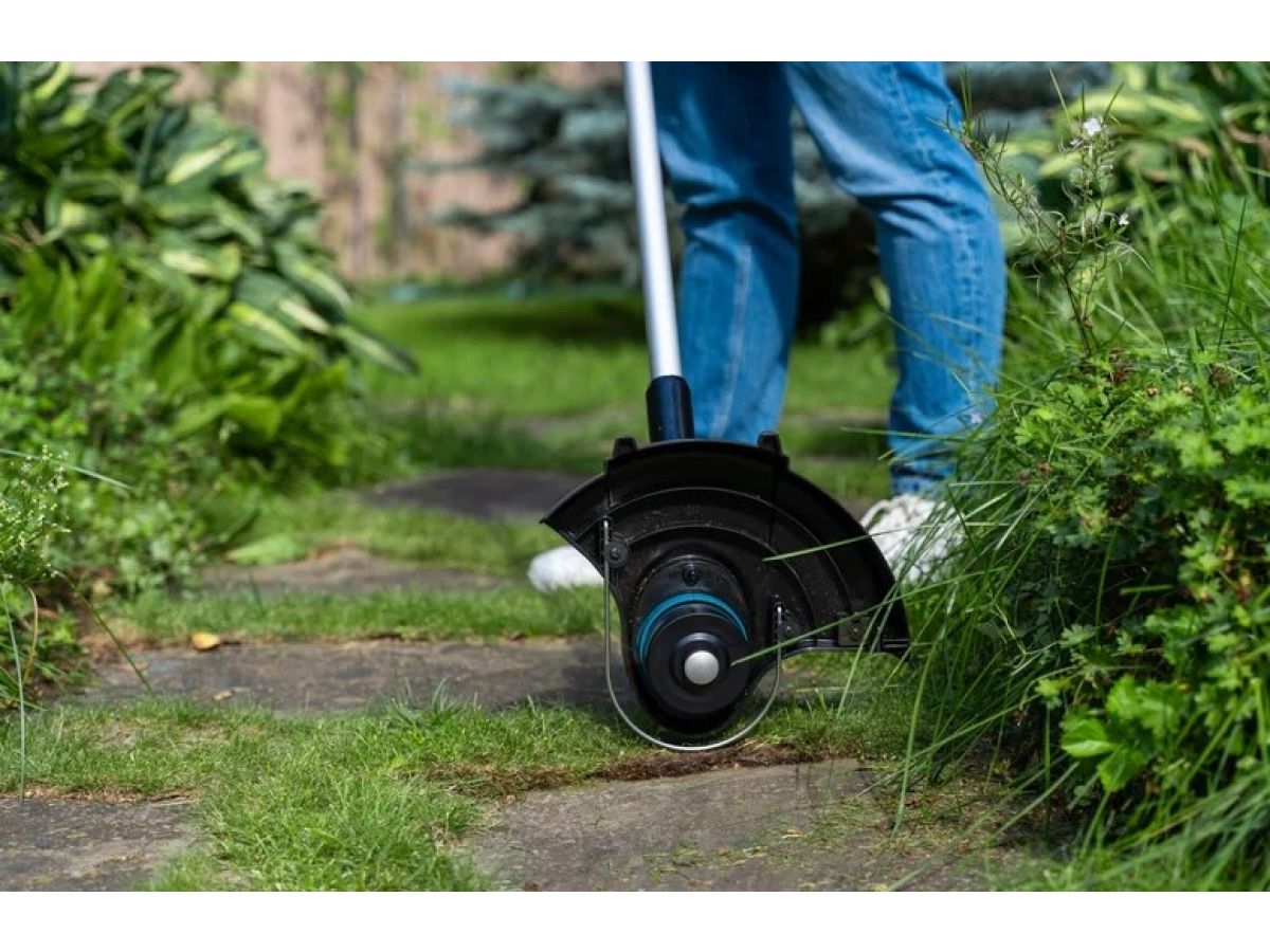 Триммер аккумуляторный MAKITA LXT DUR181SY в коробке